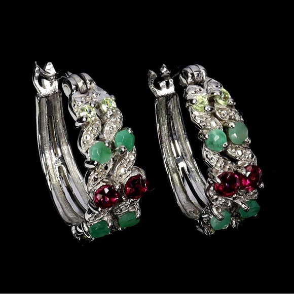 Elegant Natural Emerald, Garnet & Peridot Earrings in 925 Sterling Silver - Picture 3 of 7